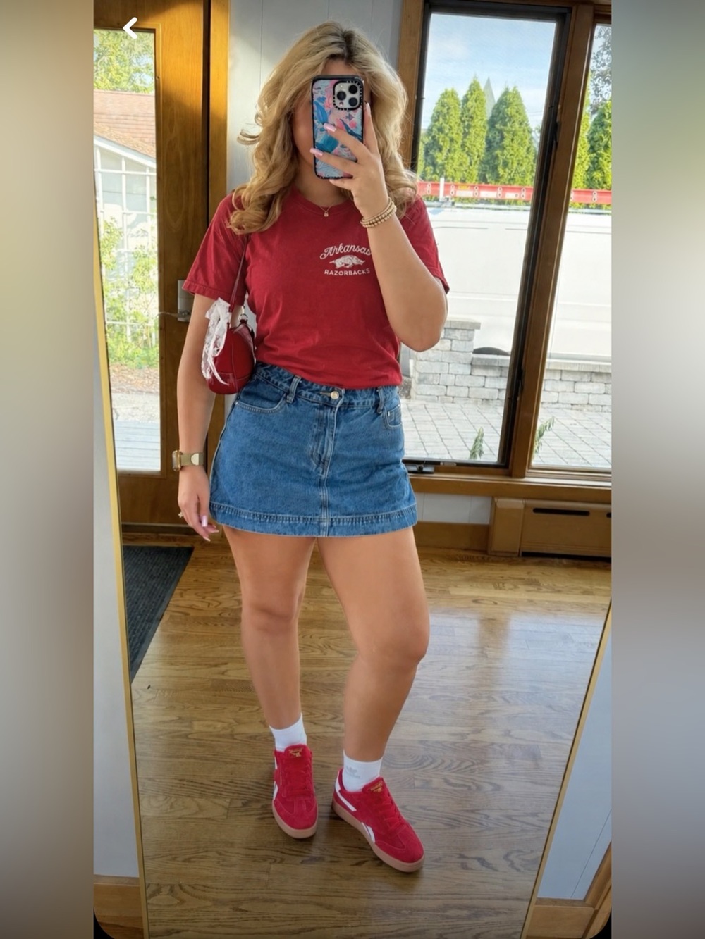 Women’s Arkansas Razorbacks shirt